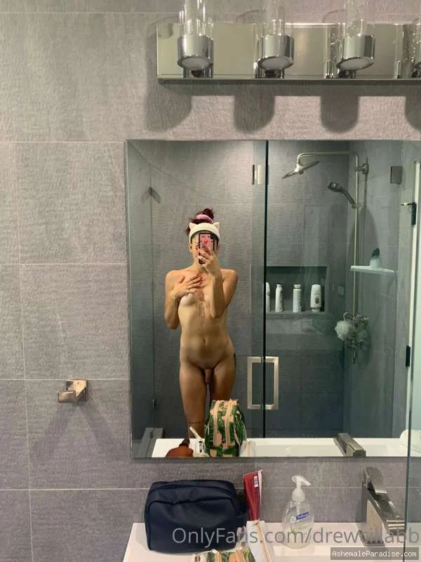 Drewcilla — Drewcilla — 33 fotos — OnlyFans Photos