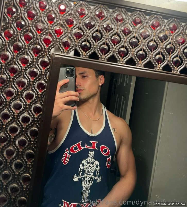 Dynasty — Dynasty — 5 fotos — OnlyFans Photos