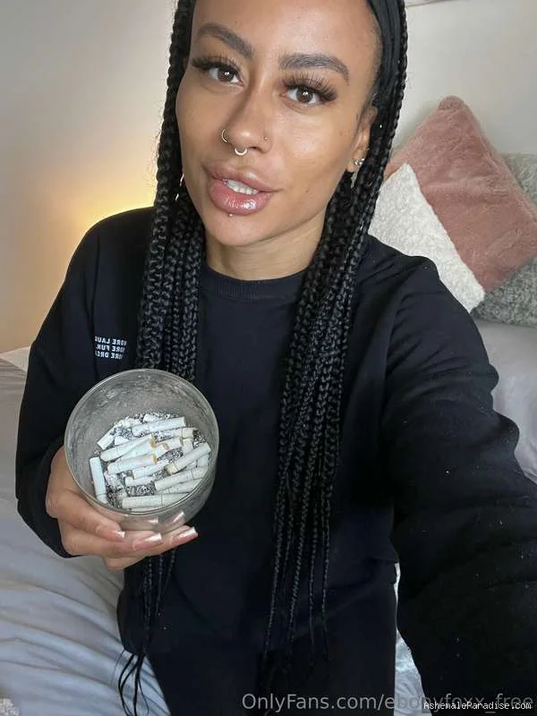 Ebony Fox — Ebony Fox — 25 fotos — OnlyFans Photos