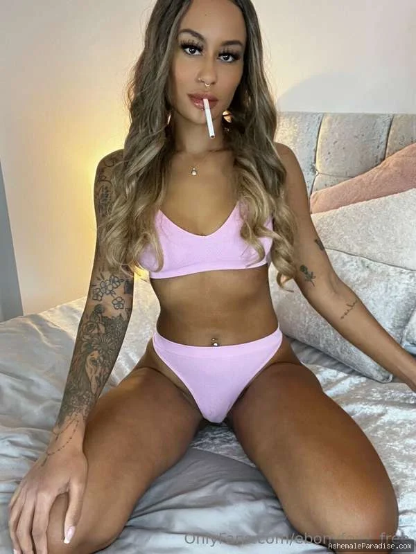 Ebony Fox — Ebony Fox — 25 fotos — OnlyFans Photos