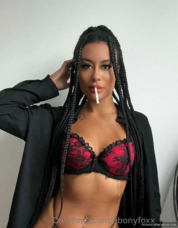 Ebony Fox — Ebony Fox — 25 fotos — OnlyFans Photos