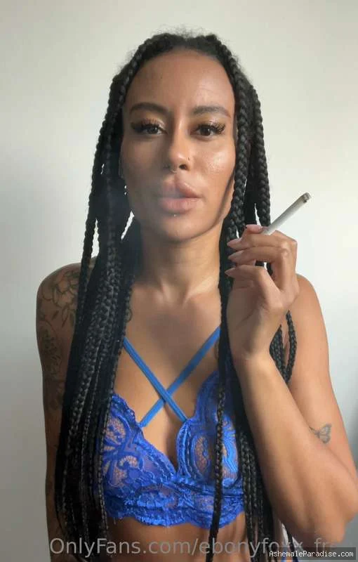 Ebony Fox — Ebony Fox — 25 fotos — OnlyFans Photos