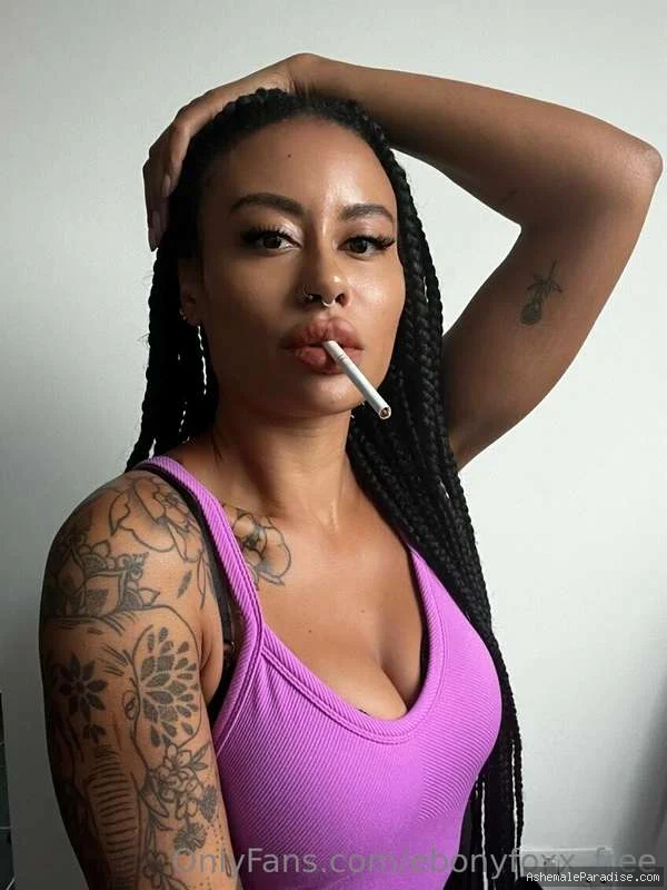 Ebony Fox — Ebony Fox — 25 fotos — OnlyFans Photos