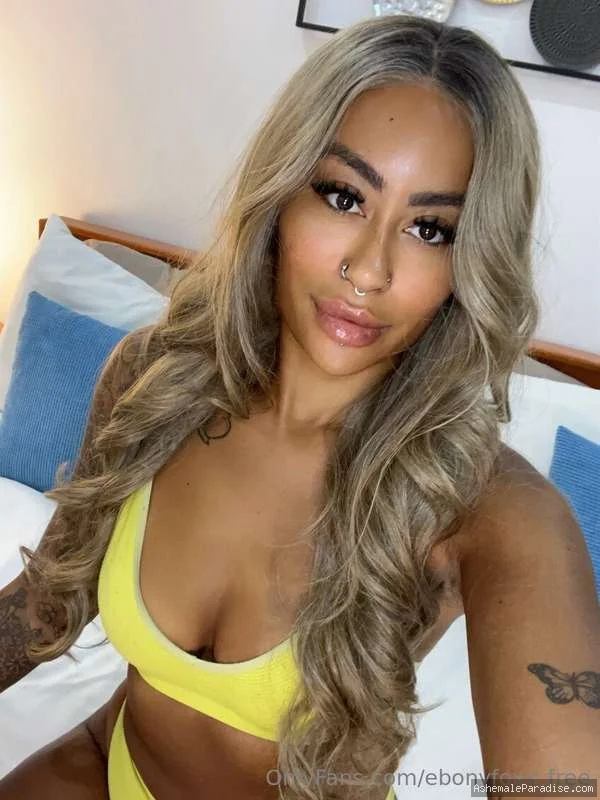 Ebony Fox — Ebony Fox — 25 fotos — OnlyFans Photos