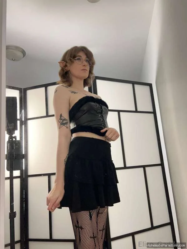 Elise Verona — Elise Verona — 85 fotos
