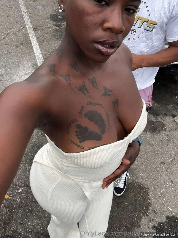 Elizabelle Dixie — Elizabelle Dixie — 35 fotos — OnlyFans Photos
