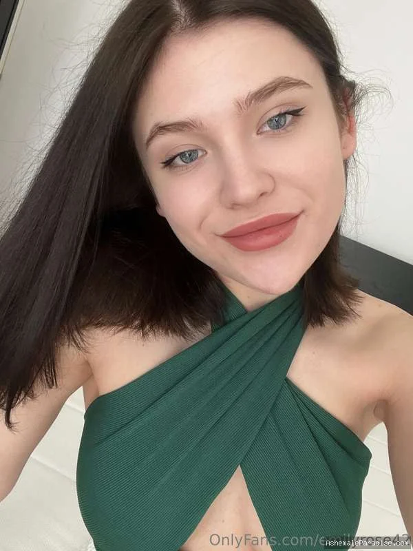 Emily Rose — Emily Rose — 7 fotos — OnlyFans Photos