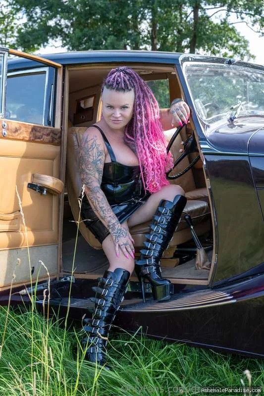 Emmy Angeles — Emmy Angeles — 34 fotos — OnlyFans Photos