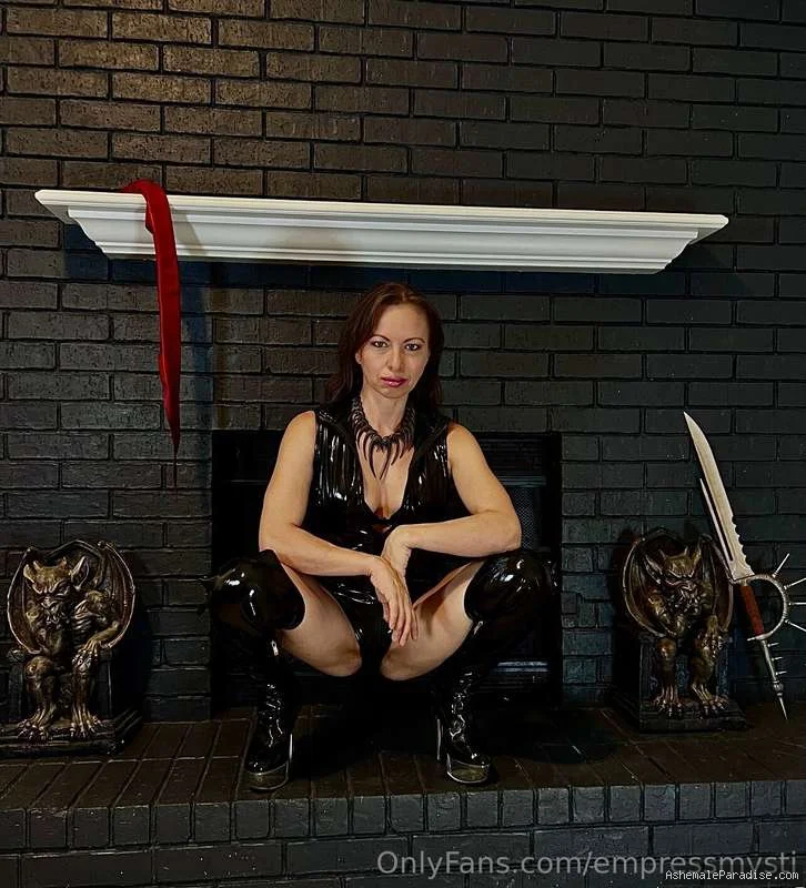 Empress Mysti — Empress Mysti — 34 fotos — OnlyFans Photos