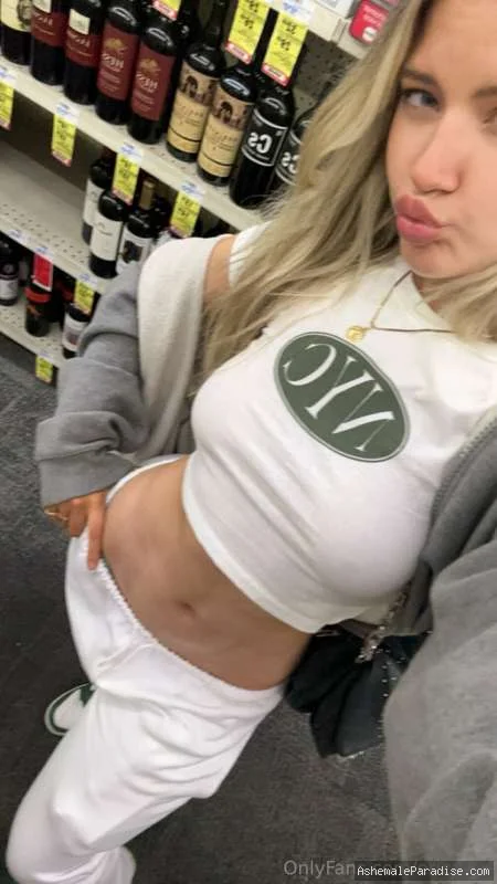 Erica Rayez — Erica Rayez — 30 fotos — OnlyFans Photos