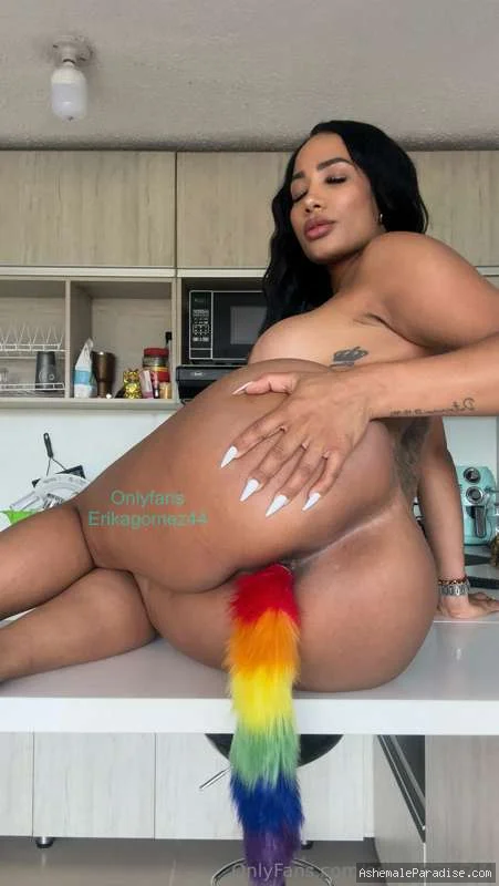 Erika Black — 45 fotos