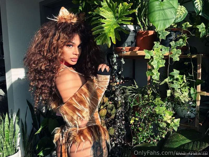 Eva Maxim — Eva Maxim — 27 fotos — OnlyFans Photos