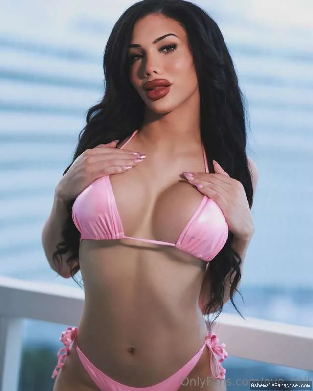 Eve Doll — Eve Doll — 34 fotos — OnlyFans Photos
