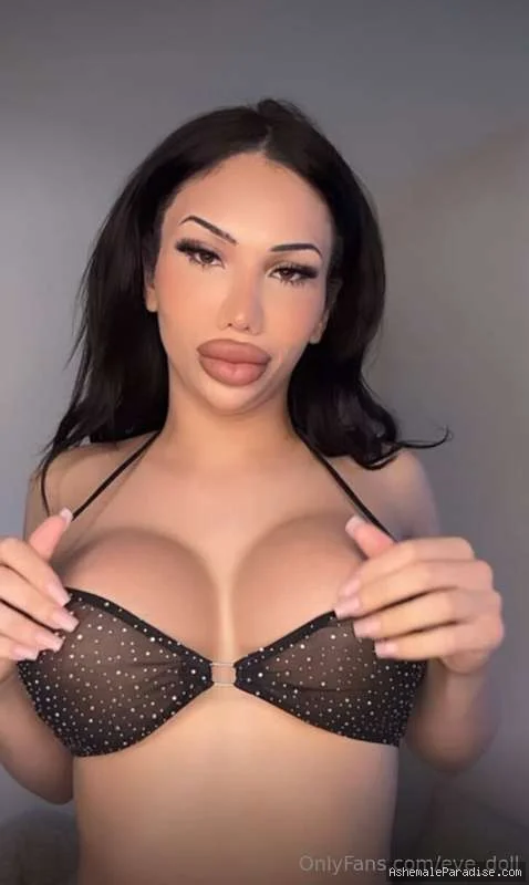 Eve Doll — Eve Doll — 34 fotos — OnlyFans Photos
