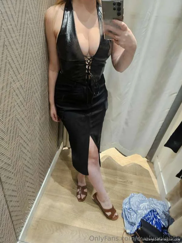 Evelyn Night — Evelyn Night — 34 fotos — OnlyFans Photos