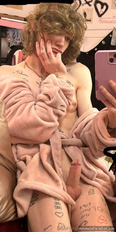 Evelyn Tumbles — Evelyn Tumbles — 28 fotos — OnlyFans Photos