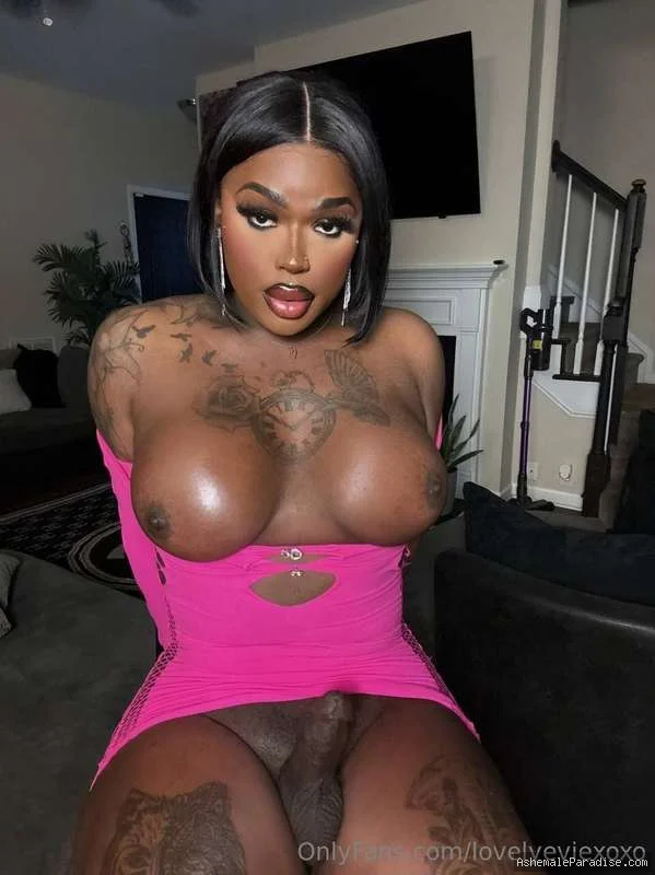 Evie Envy — Evie Envy — 35 fotos — OnlyFans Photos