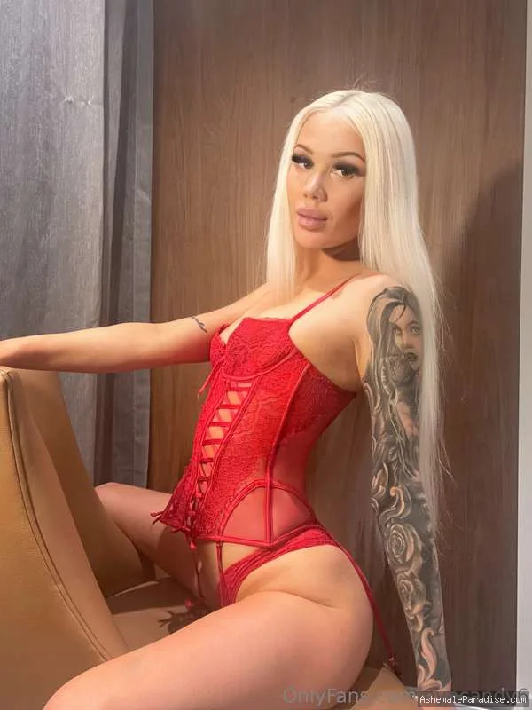 Eye Candy — Eye Candy — 16 fotos — OnlyFans Photos