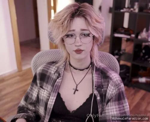 femboyhami — femboyhami — 30 fotos — OnlyFans Photos