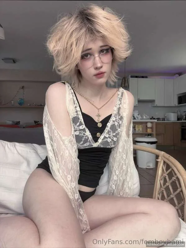 femboyhami — femboyhami — 30 fotos — OnlyFans Photos