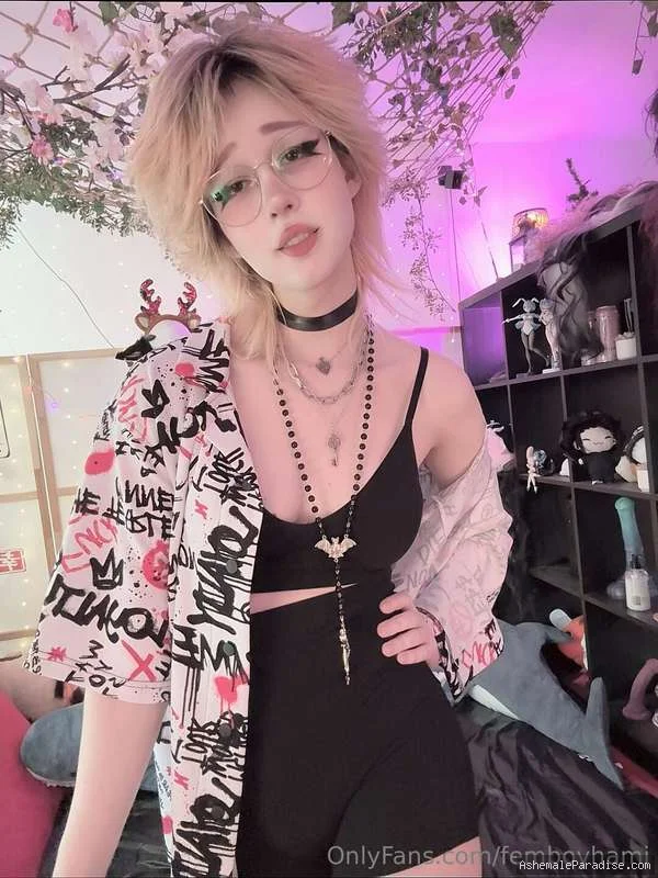femboyhami — femboyhami — 30 fotos — OnlyFans Photos