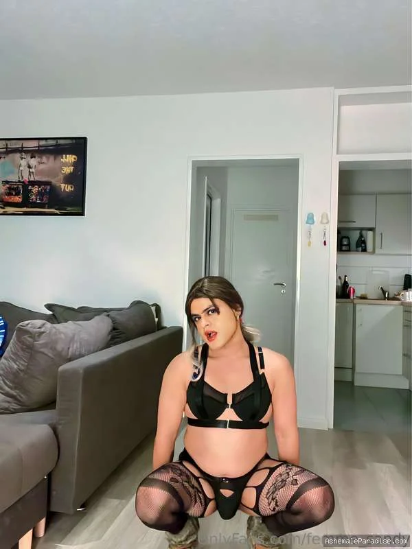Femme Sandy — Femme Sandy — 14 fotos — OnlyFans Photos