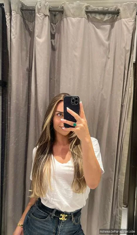 Fernanda Aguiar — Fernanda Aguiar — 34 fotos — OnlyFans Photos
