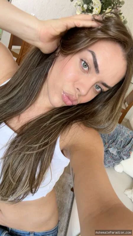 Fernanda Aguiar — Fernanda Aguiar — 34 fotos — OnlyFans Photos