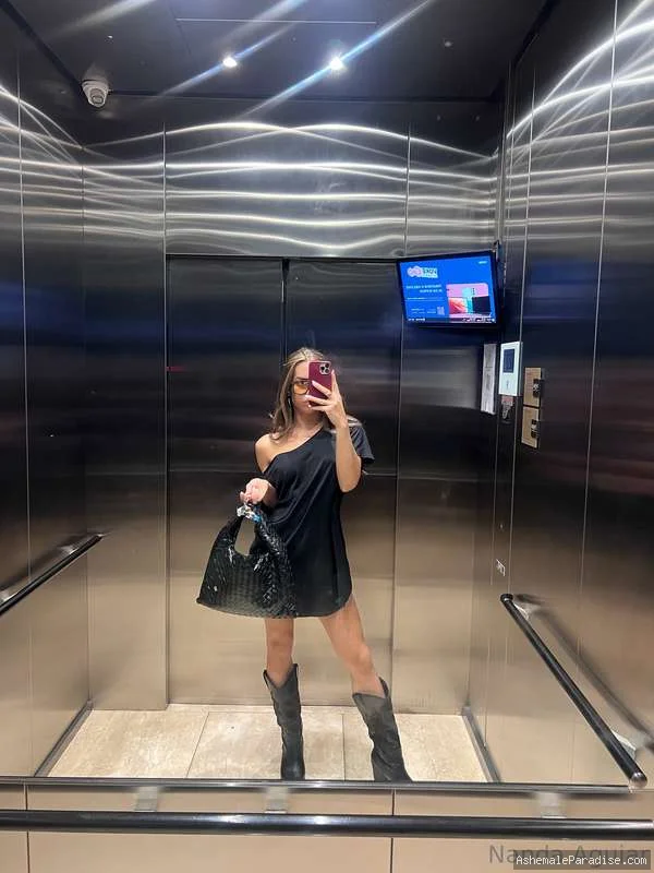 Fernanda Aguiar — Fernanda Aguiar — 34 fotos — OnlyFans Photos