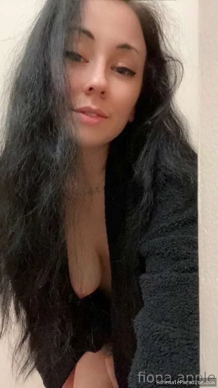 Fiona A — Fiona A — 35 fotos — OnlyFans Photos