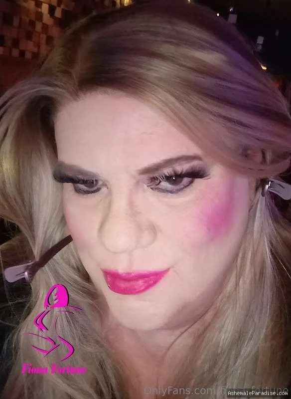 Fiona Fortune — Fiona Fortune — 18 fotos — OnlyFans Photos