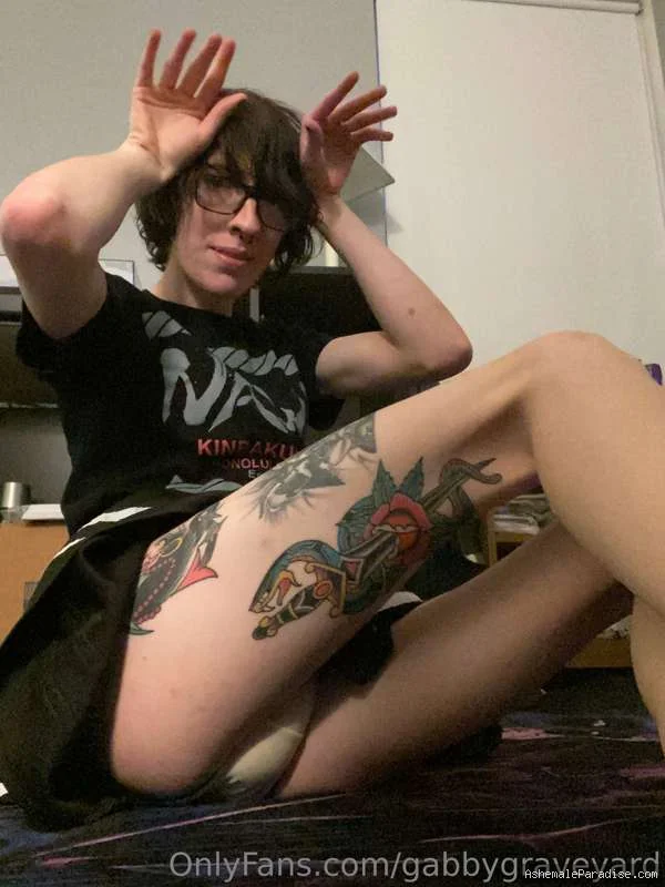 Gabby Graveyard — Gabby Graveyard — 31 fotos — OnlyFans Photos