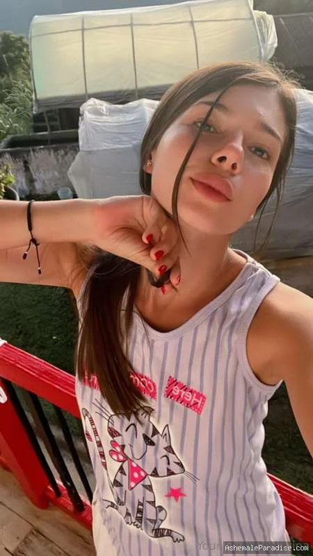 Gabriela B — Gabriela B — 36 fotos — OnlyFans Photos