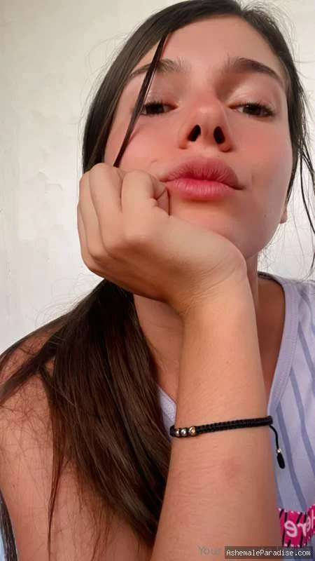 Gabriela B — Gabriela B — 36 fotos — OnlyFans Photos