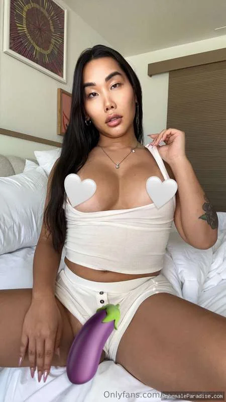 Gia Gunn — Gia Gunn — 56 fotos