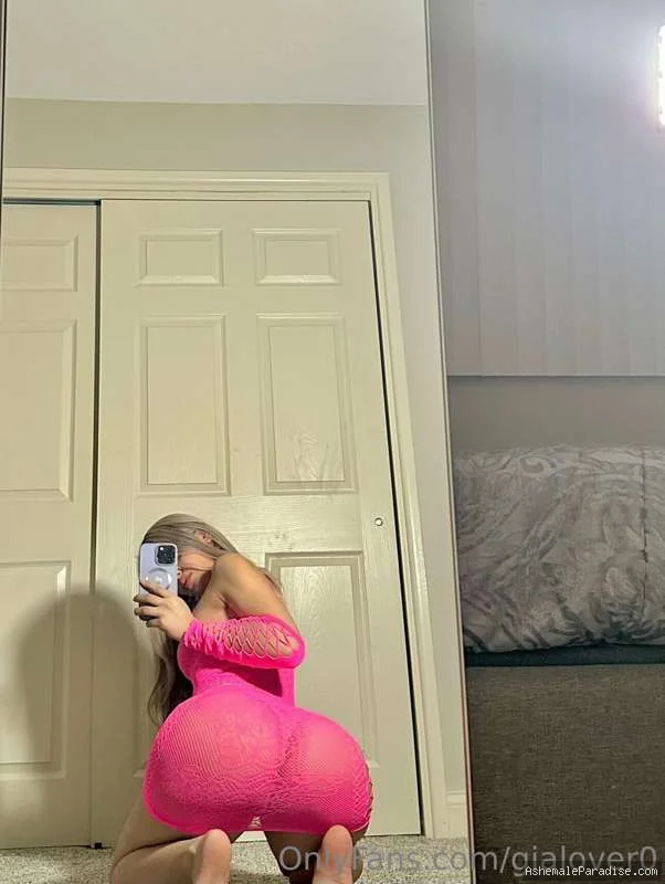 Gia Love — Gia Love — 11 fotos — OnlyFans Photos