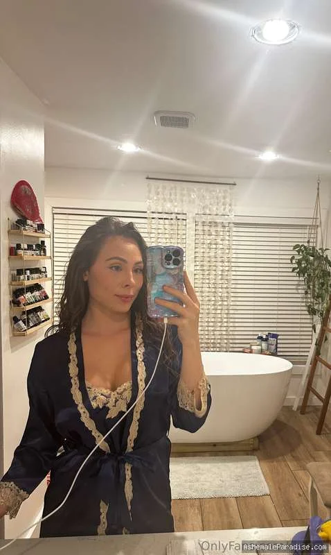Gianna Bella Banks — Gianna Bella Banks — 32 fotos — OnlyFans Photos