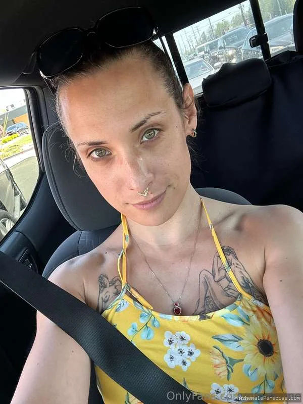Gigi Ravine — Gigi Ravine — 32 fotos — OnlyFans Photos