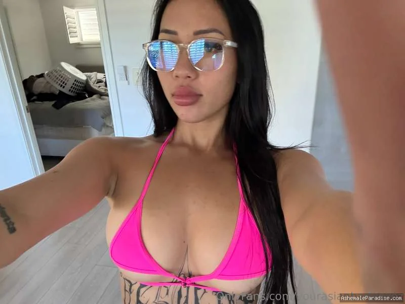 Gina A — Gina A — 33 fotos — OnlyFans Photos