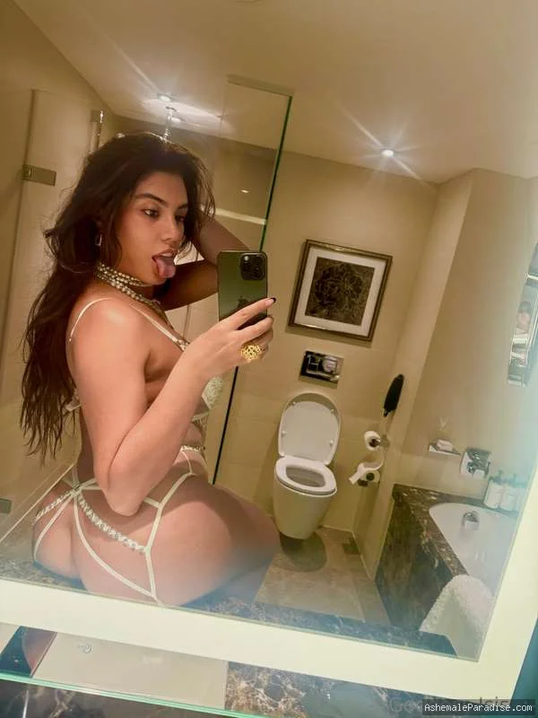Goddess Isis — Goddess Isis — 34 fotos — OnlyFans Photos