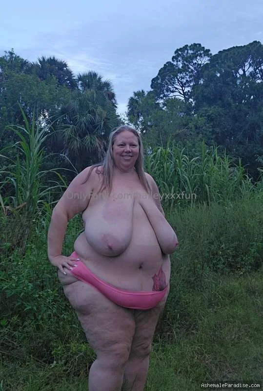 Hailey — 32 fotos — OnlyFans Photos