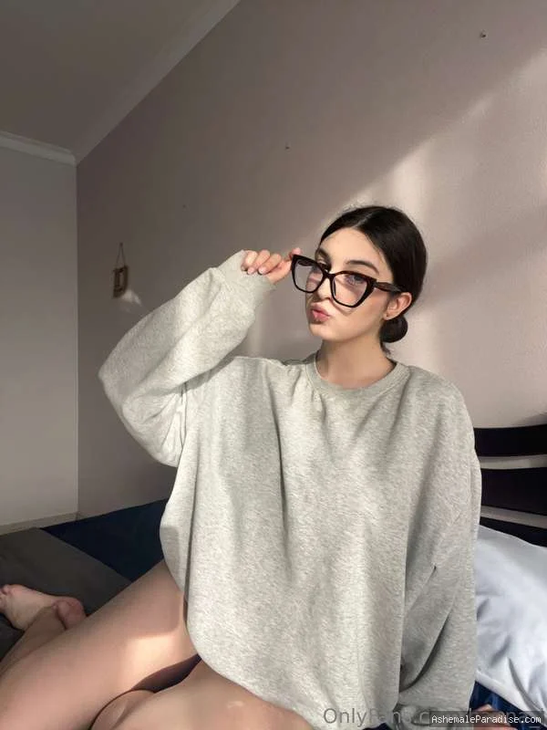 Hanna Lee — Hanna Lee — 35 fotos — OnlyFans Photos