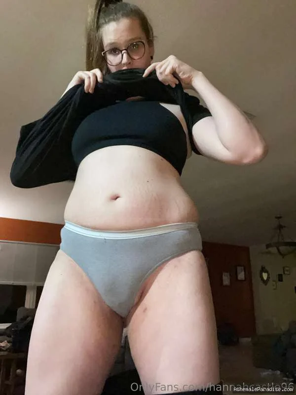 Hannah Castle — Hannah Castle — 27 fotos — OnlyFans Photos
