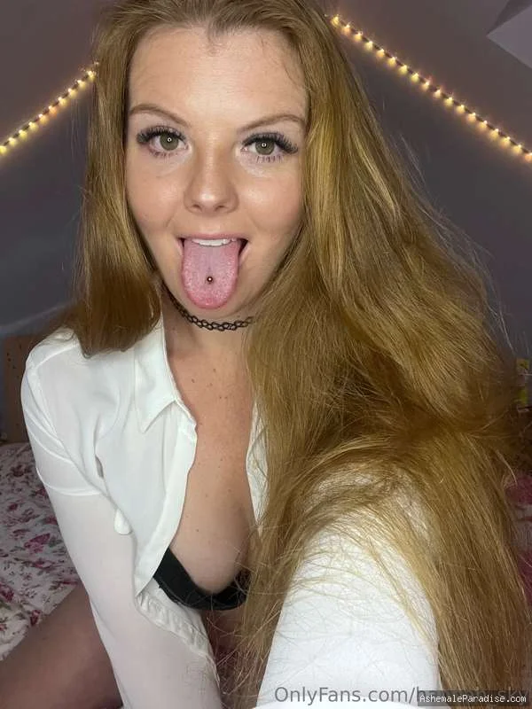 Hannah Skye — Hannah Skye — 25 fotos — OnlyFans Photos