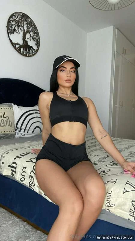Honey Ryder — Honey Ryder — 35 fotos — OnlyFans Photos