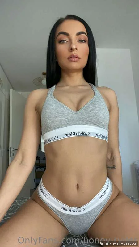 Honey Ryder — Honey Ryder — 35 fotos — OnlyFans Photos