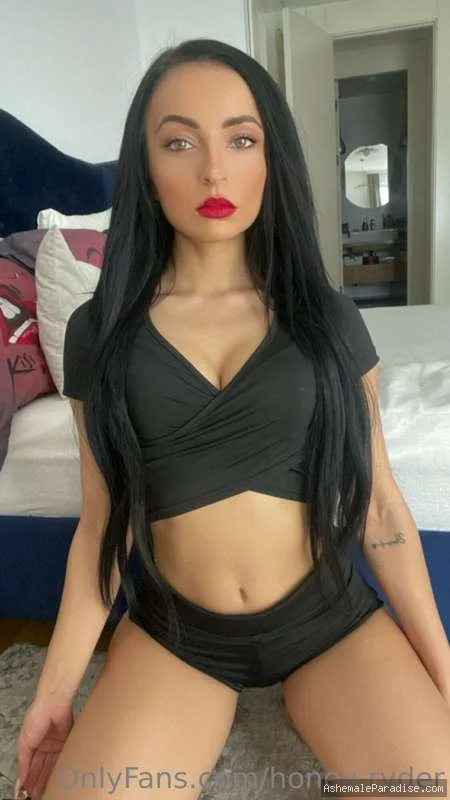 Honey Ryder — Honey Ryder — 35 fotos — OnlyFans Photos