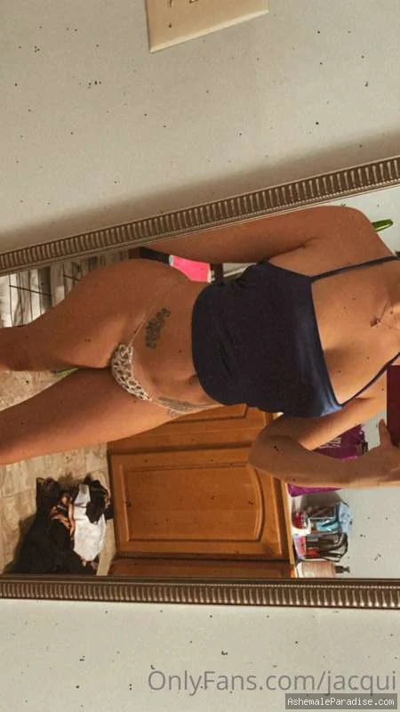 Jacquie Blu — Jacquie Blu — 34 fotos — OnlyFans Photos