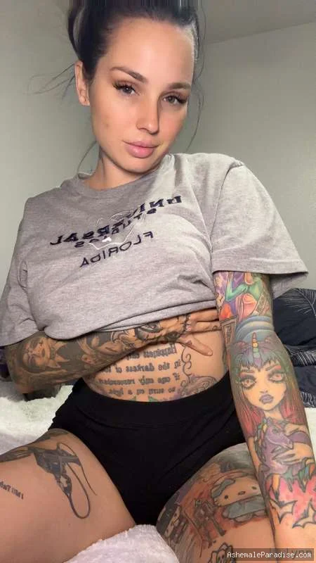 Jaylynn — Jaylynn — 4 fotos — OnlyFans Photos
