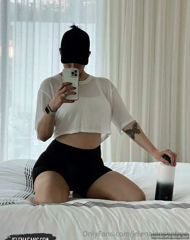 Jelena Vermilion — Jelena Vermilion — 35 fotos — OnlyFans Photos